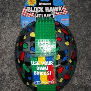 NEW Block Hawk Helmet Kids 5+